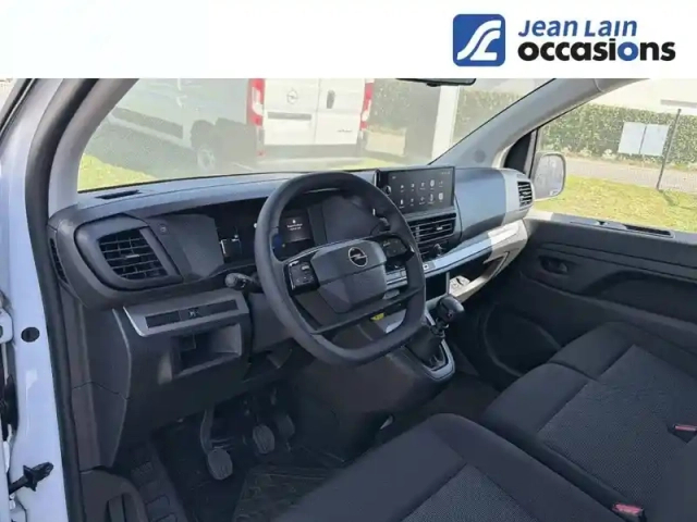 Opel Vivaro fgn diesel 120 ch m manuelle — photo 11