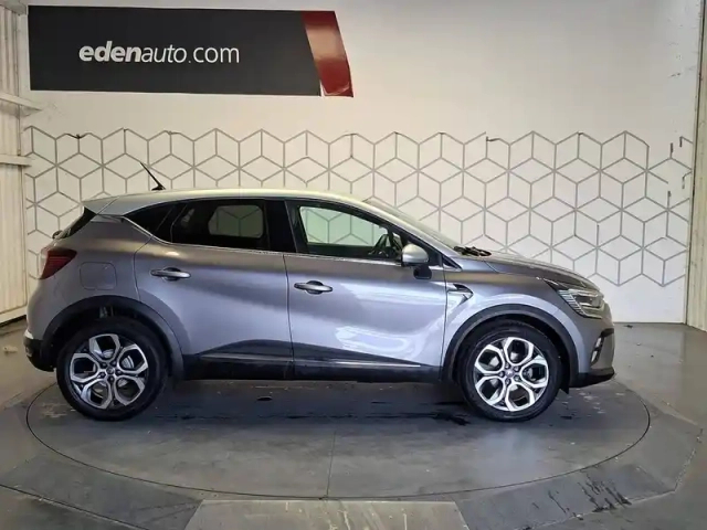 Renault Captur tce 155 edc fap — photo 6
