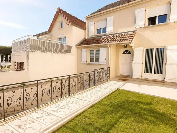 Maison 5 pièces 100 m²