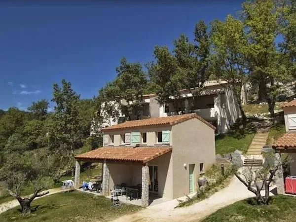 Appartement 4 pièces 42 m²