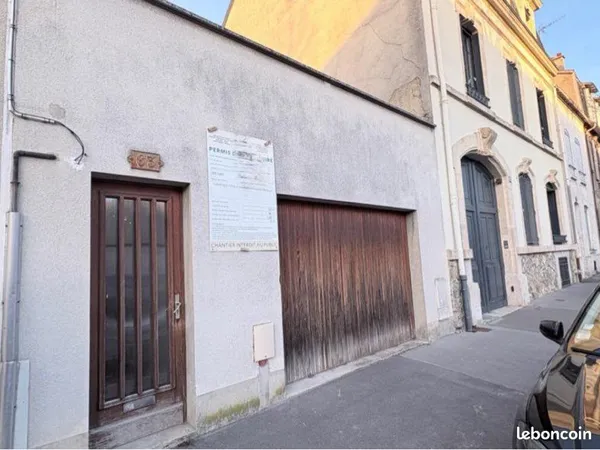 Local 45m2 Reims