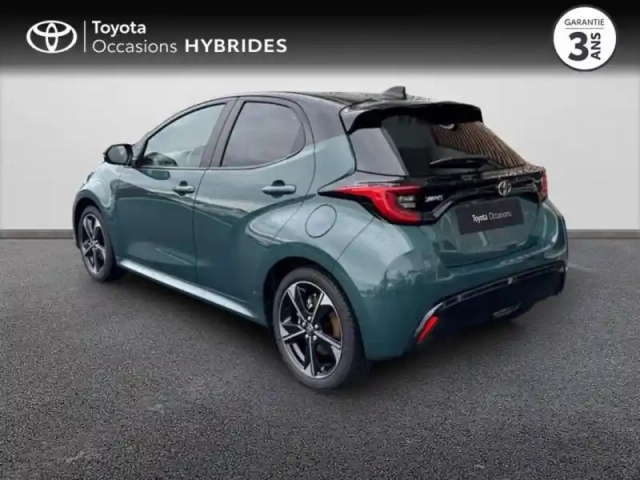 Toyota Yaris 130h collection 5p my25