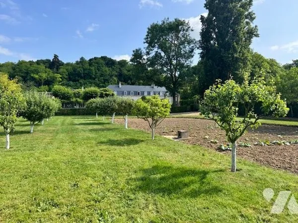 Terrain 2101 m²