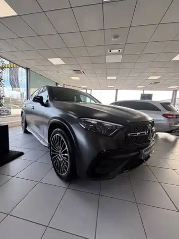 Mercedes Glc coupe 300 d e hybrid eq 9g-tronic 4matic — photo 12
