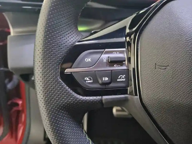 Peugeot 408 puretech 130 ch s&amp;s eat8 — photo 21