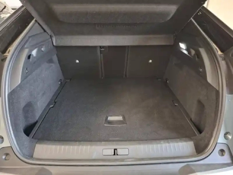 Peugeot 3008 hybrid 145 e-dcs6