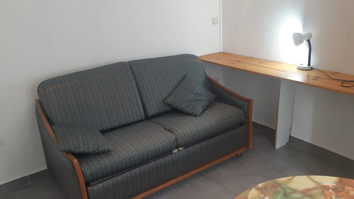 Photo 1