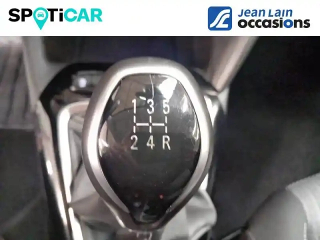 Opel Corsa 1.2 75 ch bvm5 — photo 34