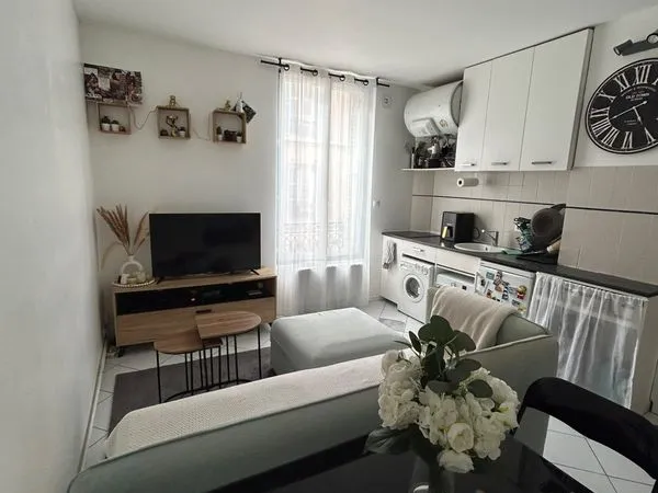 Appartement Location Saint-Denis 2p 26m² 690€