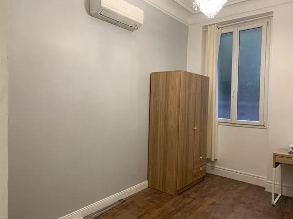 Co-location à Paris (75019)