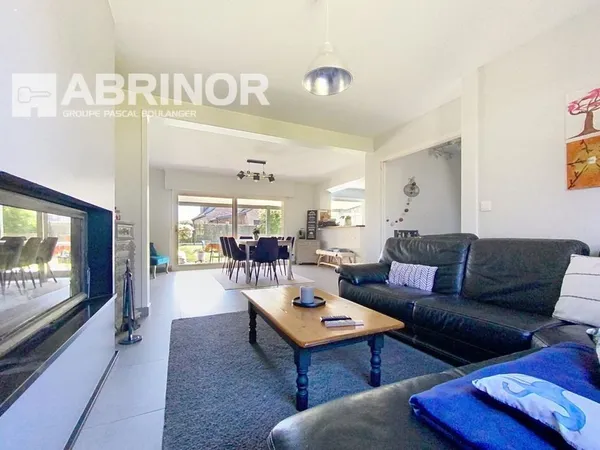 Villa individuelle - 4 chambres - jardin - parking 5 voitures