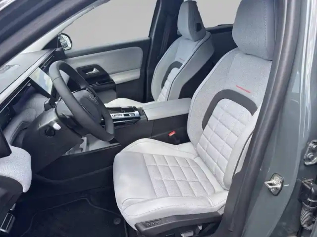 Citroën C5 Aircross hybride 145 ch e-dcs6 — photo 11