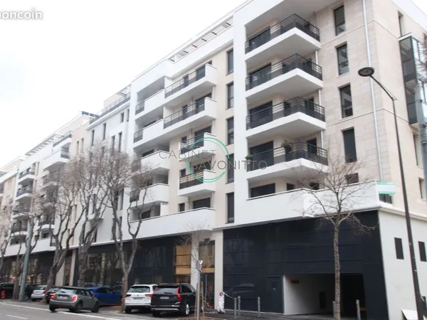 Parking/box 13 m² Marseille