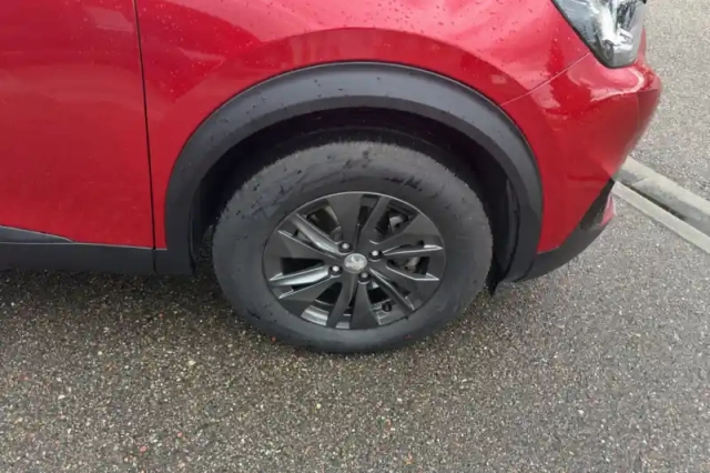 Peugeot 2008 moteur électrique 136 ch — photo 14