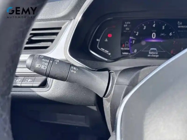 Renault Captur tce 90 — photo 17