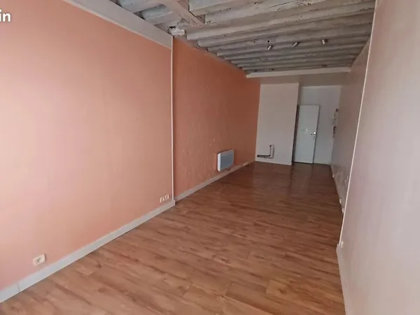 Local commercial 24 m² Orléans