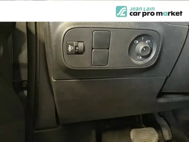Citroën C3 puretech 110 s&amp;s eat6 — photo 19