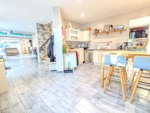 Maison 6 pièces 155 m²