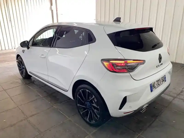 Renault Clio tce 90 ch gsr2 — photo 28