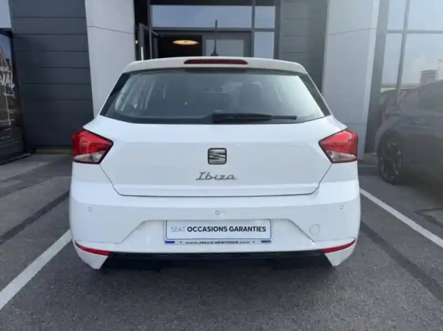 Seat Ibiza 1.0 tsi 95ch urban — photo 6