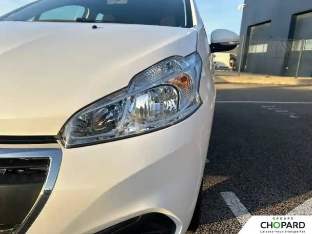 Peugeot 208 affaire bluehdi 100 s&amp;s bvm5 — photo 22
