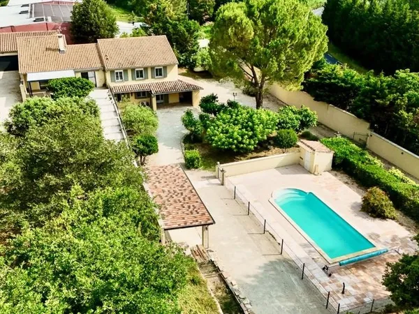 Maison de luxe 8 pièces 217 m²