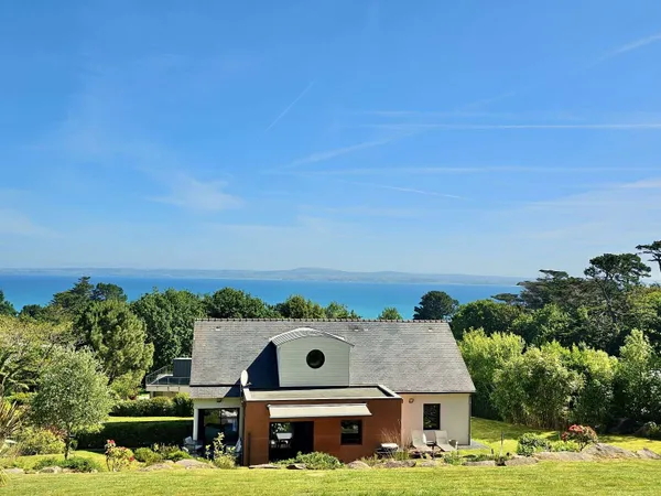 Maison 6 pièces 136 m²