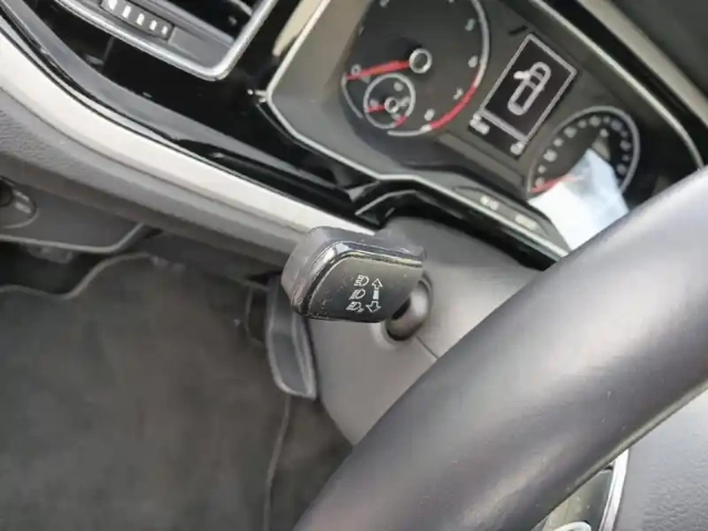 Volkswagen Polo 1.0 tsi 95 s&amp;s bvm5 carat — photo 16