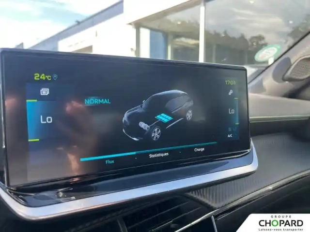 Peugeot 2008 electrique 136 ch — photo 23