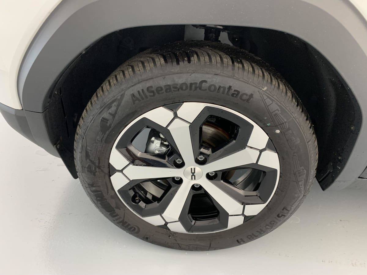 Dacia Duster — photo 20