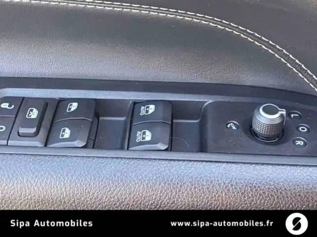 Jeep Compass 1.3 phev t4 190 ch 4xe eawd — photo 24