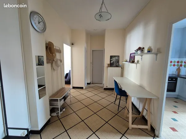 T2 meublé 58 m² avec balcon - Grenoble Saint-Bruno / Berriat - disponible le 2 octobre