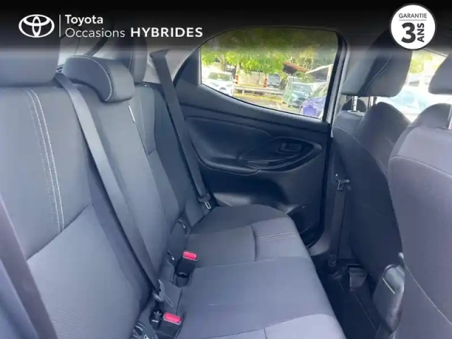 Toyota Yaris 116h design 5p my26 — photo 7