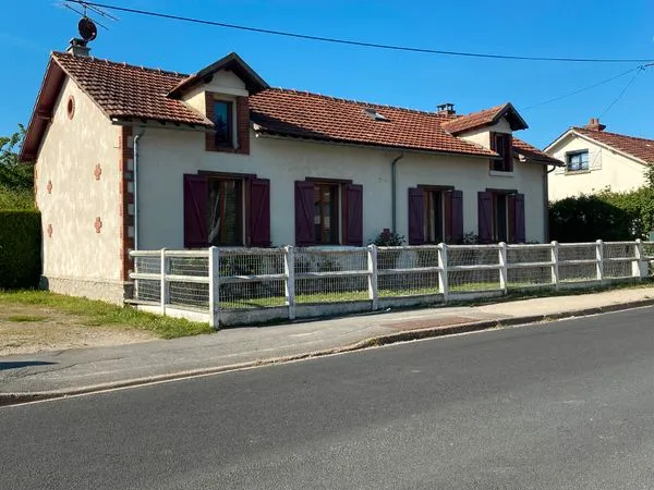 Maison familiale rénovée de 175 m² avec jardin - Béville-le-Comte (28700)