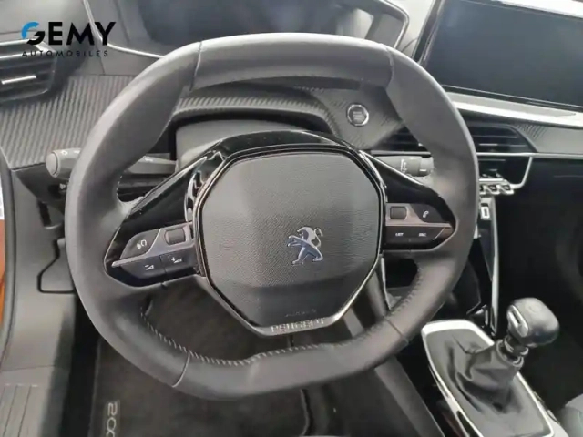 Peugeot 2008 puretech 100 s&amp;s bvm6 — photo 13
