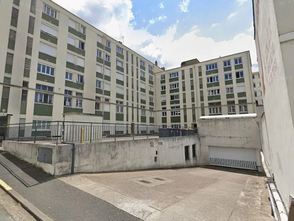 Garage Parking à louer Tours