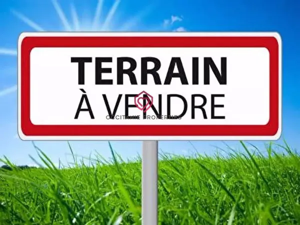 A saisir terrain constructible sur la commune de Carla-Bayle