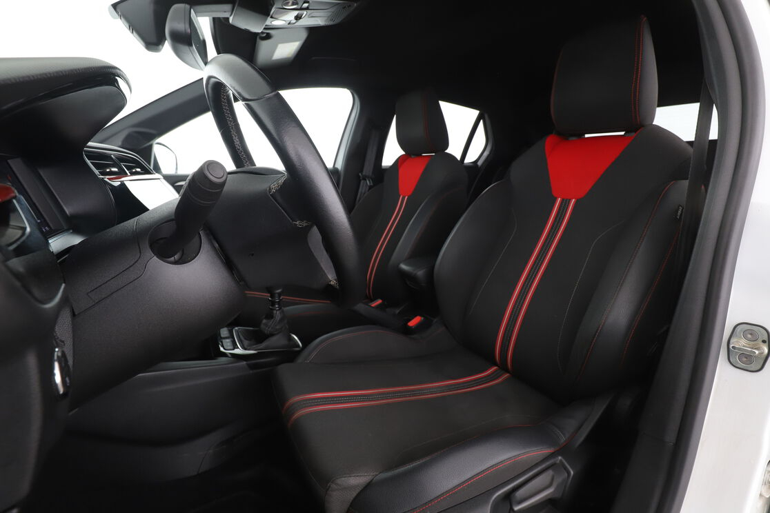 Opel Corsa 1.2 Turbo GS Line — photo 9