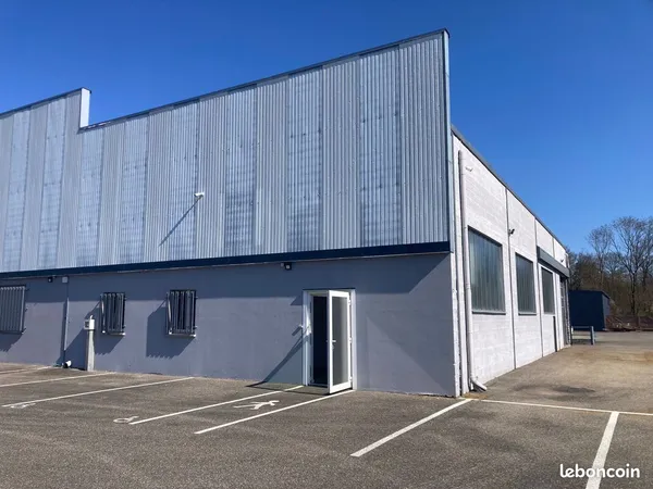 Local 300 m² situé à 68440 HABSHEIM