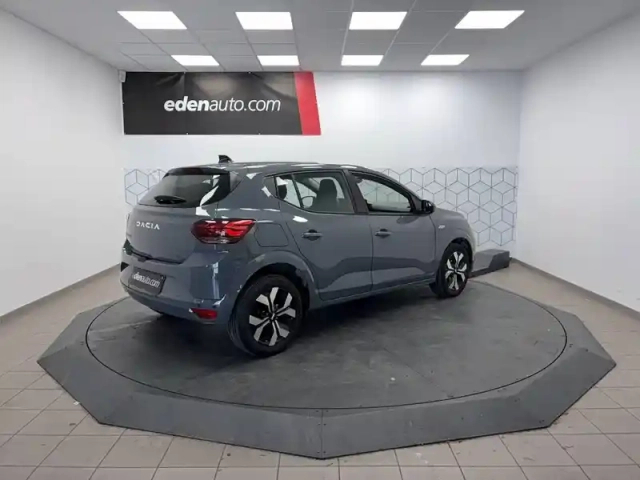 Dacia Sandero eco-g 100 gsr2 — photo 40