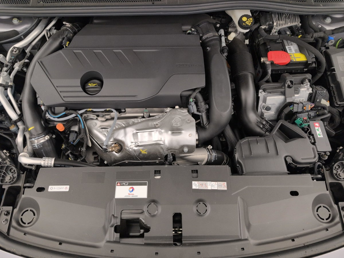 Peugeot 308 — photo 24