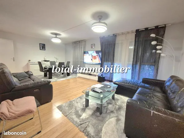 Beauvais proche commodités Appartement F5 avec 3 chambres à 2 minutes des commerces et des écoles, c