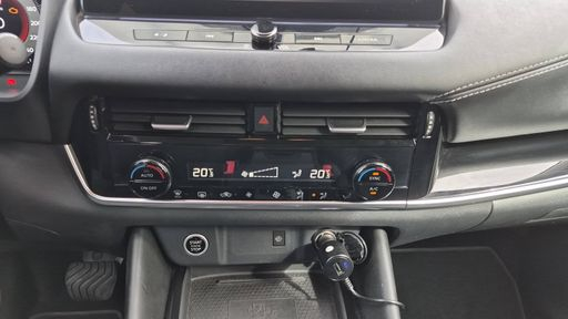 Nissan Qashqai 1.3 DIG-T 158 MHEV X-Tronic - N Connecta – 2022 – 57832 km – Hybride essence – Boîte Automatique — photo 15
