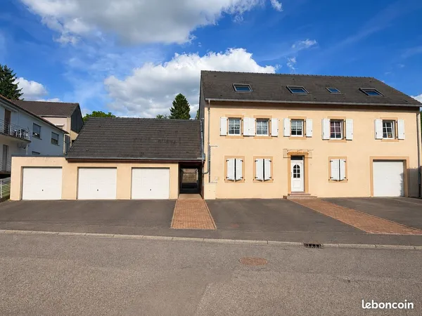 A louer - F2 lumineux 39m² avec garage et parking