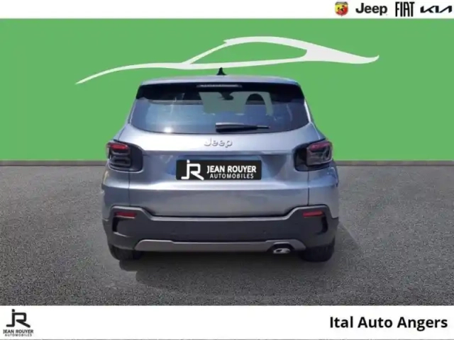 Jeep Avenger 1.2 turbo t3 100ch longitude — photo 5
