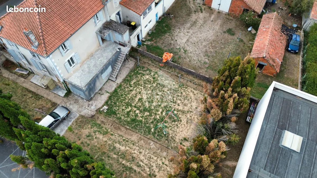 Photo 2