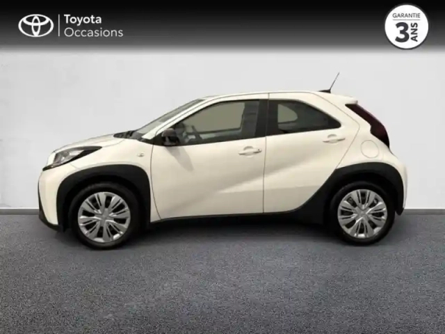 Toyota Aygo x 1.0 vvt-i 72ch dynamic my24 — photo 3