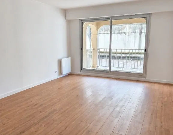 A LOUER - F3 de 68m² avec balcon et parking - ROUEN
