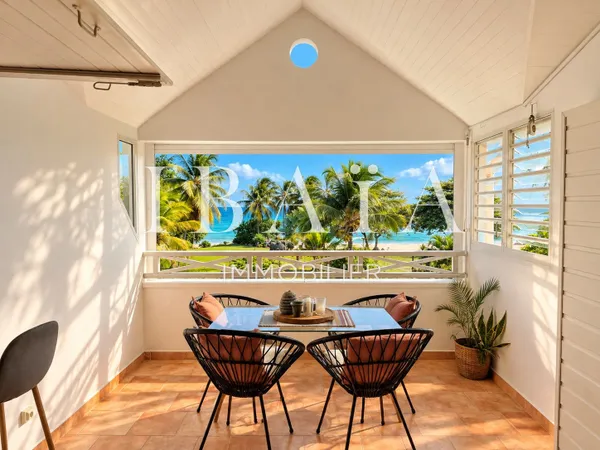EXCLUSIVITÉ - LE GOSIER - PREMIERE LIGNE ACCÈS PLAGE