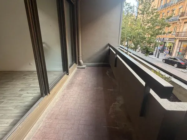 Toulouse Centre Rue Bayard T2 de 61 m2 avec terrasse